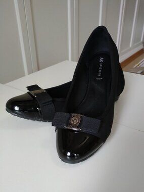 Anne Klein Black Bow Ballet Flats, 9M